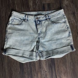 High waisted jean shorts